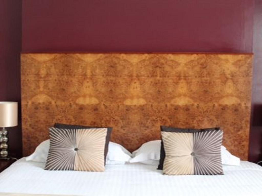 The Wyastone Hotel Cheltenham Habitación foto